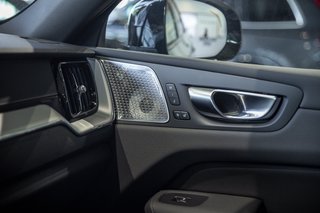 Volvo XC60 T8 Ultra Black Edition AWD Head-up*Anhängherkupplung*Schiebedach*Standheizung*Massage*Sitzlüftung*Luftfahrwerk*   Recharge Plug-In Hybrid - foto 16