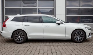 Volvo T5 Inscription Rückfahrkamera*Tempomat*Totwinkel*Sitzheizung*Apple CarPlay* - foto 3