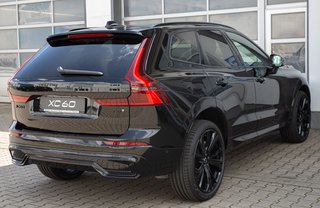 Volvo XC60 T8 Ultra Black Edition AWD Head-up Display*Standheizung*Schiebedach*B&W Soundsystem   Recharge Plug-In Hybrid - foto 4
