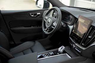 Volvo XC60 T8 Ultra Black Edition AWD Head-up Display*Standheizung*Schiebedach*B&W Soundsystem   Recharge Plug-In Hybrid - foto 8