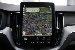 Volvo XC60 T8 Ultra Black Edition AWD Head-up Display*Standheizung*Schiebedach*B&W Soundsystem   Recharge Plug-In Hybrid - foto 14