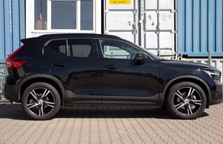 Volvo XC40 B4 Ultimate Dark AWD AHK*Schiebedach*360°Kamera - foto 3