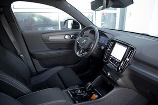 Volvo XC40 B4 Ultimate Dark AWD AHK*Schiebedach*360°Kamera - foto 9
