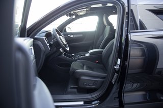 Volvo XC40 B4 Ultimate Dark AWD AHK*Schiebedach*360°Kamera - foto 10