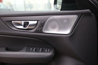 Volvo V60 B5 Cross Country Ultimate AWD Massagesitze Standheizung Schiebedach 360° B&W Head up Display - bilder 10