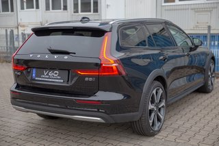 Volvo V60 B5 Cross Country Ultimate AWD Massagesitze Standheizung Schiebedach 360° B&W Head up Display - bilder 5