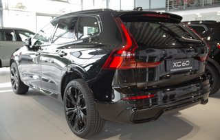 Volvo XC60 T8 Ultra Black Edition AWD Head up Display*Schiebedach*360°Kamera*Standheizung*ACC   Recharge Plug-In Hybrid - bilder 4