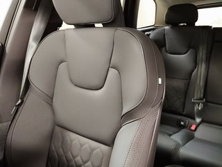 Volvo XC60 T6 Plus Dark AWD AHK*Head-up*Schiebedach*360° Recharge Plug-In Hybrid - bilder 9