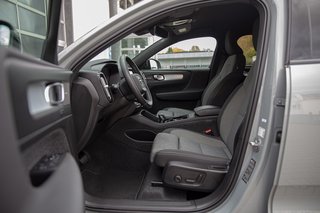 Volvo XC40 B3 Plus Dark ACC*360°*Sihz.*Business-Paket* 2WD - foto 8