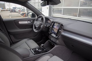 Volvo XC40 B3 Plus Dark ACC*360°*Sihz.*Business-Paket* 2WD - foto 10