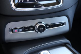 Volvo XC90 T8 R-Design AWD *Standheizung*ACC*Kamera*Navi*Aktives Fahrwerk*Park Assist Pilot - bilder 22