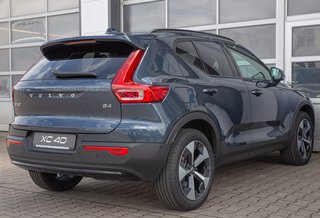 Volvo XC40 B4 Plus Dark Schiebedach*ACC*360°Kamera*BLIS*  2WD - bilder 5
