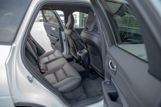 Volvo XC60 B4 R-Design AWD Standheizung*AHK*ACC R Design - bilder 10