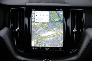 Volvo XC60 B4 R-Design AWD Standheizung*AHK*ACC R Design - bilder 20