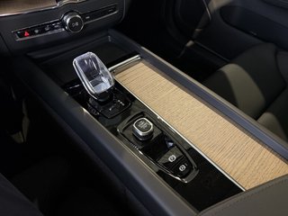 Volvo XC60 T8 Plus Dark AWD Standheizung*ACC*360°Kamera*Sitzheizung vorn&hinten*Lenkradheizung  Recharge Plug-In Hybrid - bilder 15