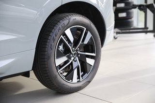 Volvo XC60 T8 Plus Dark AWD Standheizung*ACC*360°Kamera*Sitzheizung vorn&hinten*Lenkradheizung  Recharge Plug-In Hybrid - bilder 16