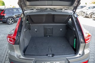 Volvo XC40 B4 R-Design ACC* Sitz-Komfort-Paket*Parkassistent-Paket R Design 2WD - foto 7