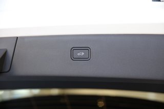 Volvo EX30 Ultra Ultra Extended Range Panoramadach*Standheizung*360°Kamera*Winter-Paket*Sitze vorn elektr.* On-Board-Lader 22 kW - bilder 6