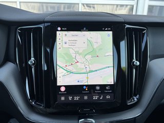 Volvo XC60 T6 Plus Dark AWD Head-up Display*Standheizung*Schiebedach*360°Kamera*  Recharge Plug-In Hybrid - bilder 8