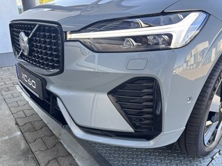 Volvo XC60 T6 Plus Dark AWD Head-up Display*Standheizung*Schiebedach*360°Kamera*  Recharge Plug-In Hybrid - bilder 6