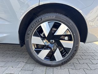 Volvo XC60 T6 Plus Dark AWD Head-up Display*Standheizung*Schiebedach*360°Kamera*  Recharge Plug-In Hybrid - bilder 12