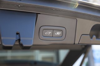 Volvo XC60 T6 Plus Dark AWD Head-up Display*Standheizung*Schiebedach*360°Kamera*  Recharge Plug-In Hybrid - bilder 15