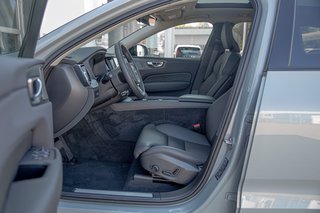 Volvo XC60 T6 Plus Dark AWD Head-up Display*Standheizung*Schiebedach*360°Kamera*  Recharge Plug-In Hybrid - bilder 20