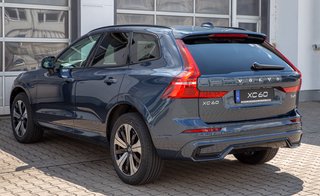 Volvo XC60 T6 Plus Dark Recharge AWD*Schiebedach*Standheizung*ACC*360°Kamera   Plug-In Hybrid AWD - bilder 6