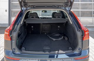 Volvo XC60 T6 Plus Dark Recharge AWD*Schiebedach*Standheizung*ACC*360°Kamera   Plug-In Hybrid AWD - bilder 7