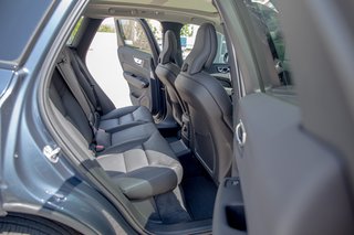 Volvo XC60 T6 Plus Dark Recharge AWD*Schiebedach*Standheizung*ACC*360°Kamera   Plug-In Hybrid AWD - bilder 8