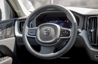 Volvo XC60 T6 Plus Dark Recharge AWD*Schiebedach*Standheizung*ACC*360°Kamera   Plug-In Hybrid AWD - bilder 7