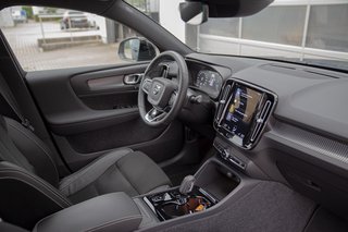 Volvo XC40 T3 R-Design Schiebedach*ACC*360°Kamera*Navi*Sitzheizung Volvo T3 Schiebedach ACC 360°Kamera Navi SHZ - bilder 9