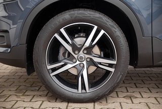 Volvo XC40 T3 R-Design Schiebedach*ACC*360°Kamera*Navi*Sitzheizung Volvo T3 Schiebedach ACC 360°Kamera Navi SHZ - bilder 18