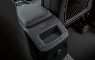 Volvo XC60 T8 Ultra Dark AWD AHK*SHD*Standheizung*ACC*Luftfahrwerk  Recharge Plug-In Hybrid - bilder 7