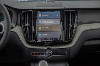 Volvo XC60 T8 Ultra Dark AWD AHK*SHD*Standheizung*ACC*Luftfahrwerk  Recharge Plug-In Hybrid - bilder 8