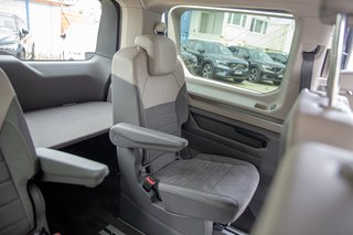 Volkswagen T7 Style lang 2.0 TDI Anhängerkupplung*ACC/Travel Assist*Rückfahrkamera*Navigationssystem* - bilder 10