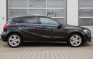 Mercedes-Benz A 180 BlueEfficiency*Schiebedach*Navigationssystem*Sitzheizung - foto 3