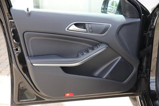 Mercedes-Benz A 180 BlueEfficiency*Schiebedach*Navigationssystem*Sitzheizung - foto 11