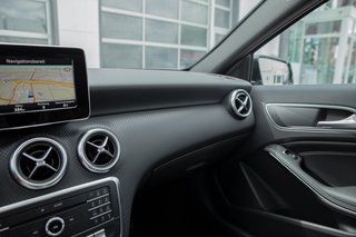 Mercedes-Benz A 180 BlueEfficiency*Schiebedach*Navigationssystem*Sitzheizung - foto 18