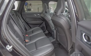 Volvo XC60 T8 AWD Plus Black Edition Head-up-Display*Standheizung*ACC*Schiebedach   Recharge Plug-In Hybrid - bilder 9