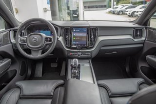 Volvo XC60 T8 AWD Plus Black Edition Head-up-Display*Standheizung*ACC*Schiebedach   Recharge Plug-In Hybrid - bilder 7