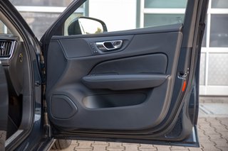 Volvo V60 T6 AWD Inscription AHK*Schiebedach*360°ACC* - foto 9