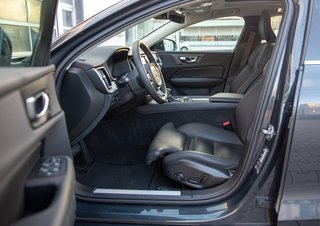 Volvo V60 T6 AWD Inscription AHK*Schiebedach*360°ACC* - foto 16