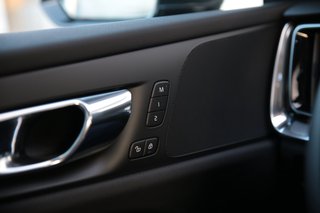 Volvo V60 T6 AWD Inscription AHK*Schiebedach*360°ACC* - foto 29