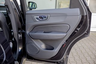 Volvo XC60 B4 Inscription AWD AHK*Standheizung*Totwinkel*Navi - foto 9