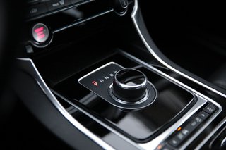 Jaguar XF Prestige 20d Sitzheizung*Tempomat*Navigationssystem*Rückfahrkamera*Totwinkel - foto 20