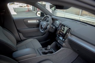 Volvo XC40 T3 Momentum Pro AHK*Navi*Totwinkel*8-Fach*ACC 2WD - foto 14