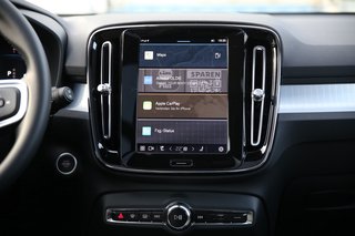 Volvo XC40 B4 Plus Dark 2WD 360°Kamera Schiebedach - bilder 7