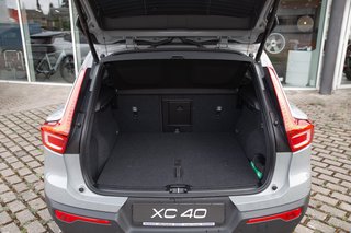 Volvo XC40 B3 Plus Dark Anhängerkupplung*ACC*Sitze vorn elektr.*Rückfahrkamera*Sitzheizung*Lenkradheizung 2WD - bilder 6