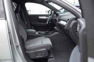 Volvo XC40 B3 Plus Dark Anhängerkupplung*ACC*Sitze vorn elektr.*Rückfahrkamera*Sitzheizung*Lenkradheizung 2WD - bilder 9